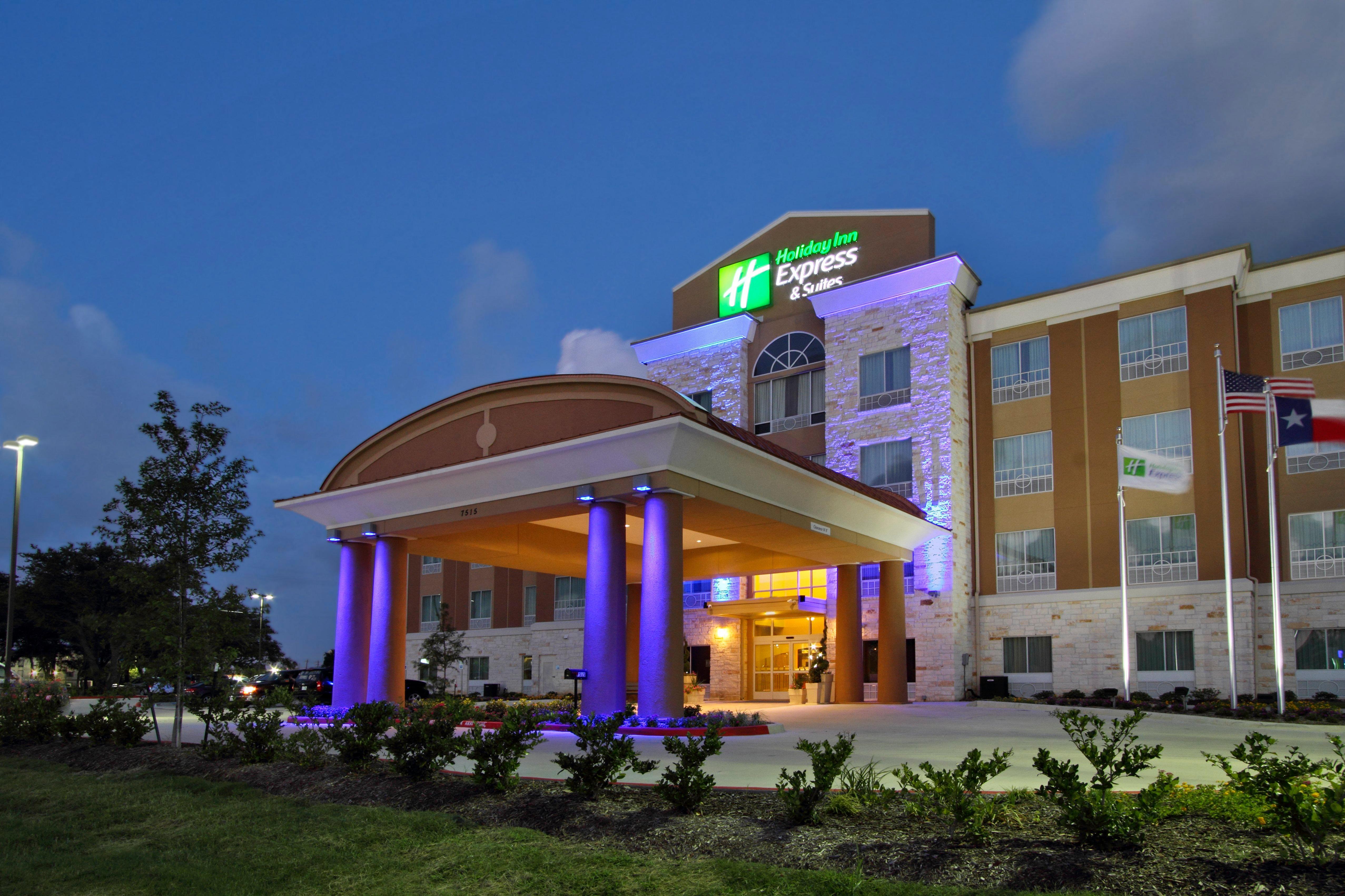 Holiday Inn Express & Suites Houston East - Baytown, An Ihg Hotel Bagian luar foto